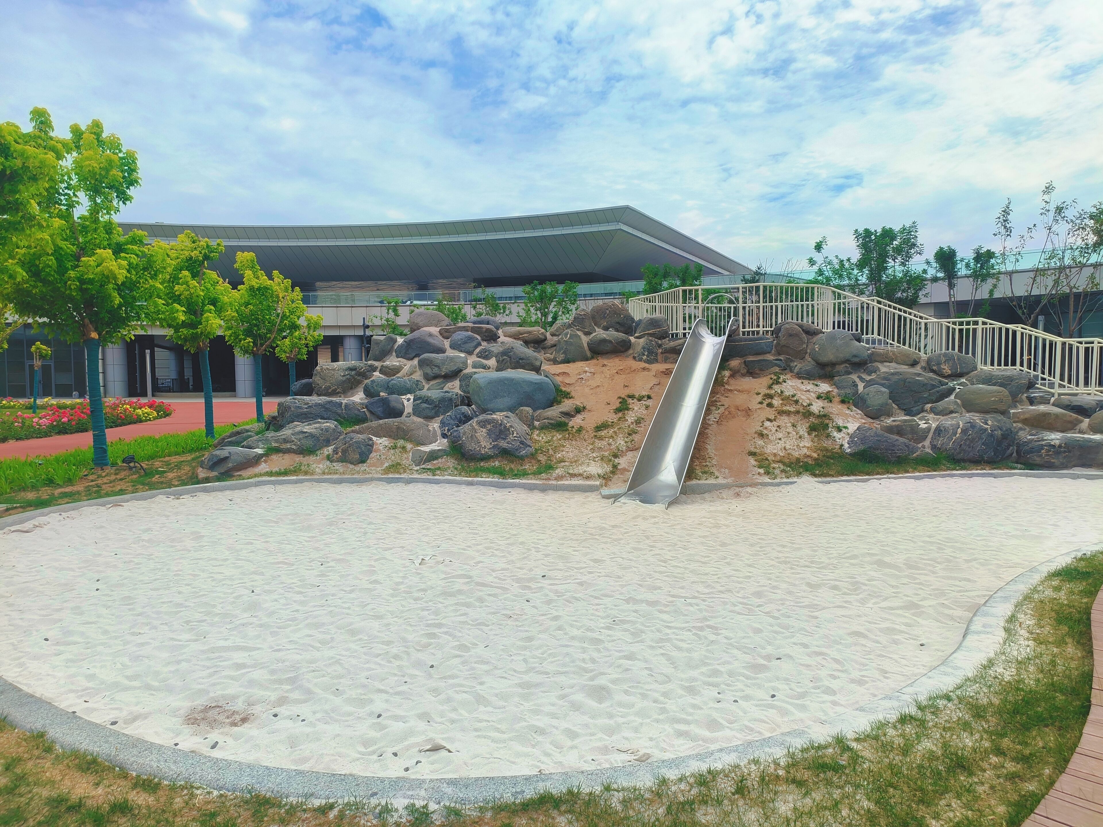 Außen-Kinderspielplatz