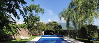 Pleasant rural house with private pool