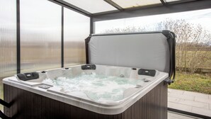 室内 SPA 浴缸