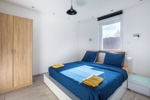 4 bedrooms, iron/ironing board, free WiFi, bed sheets - ESPLANADE L'éclipse spa cinéma, jeux Colmar (MUNTZENHEIM)
