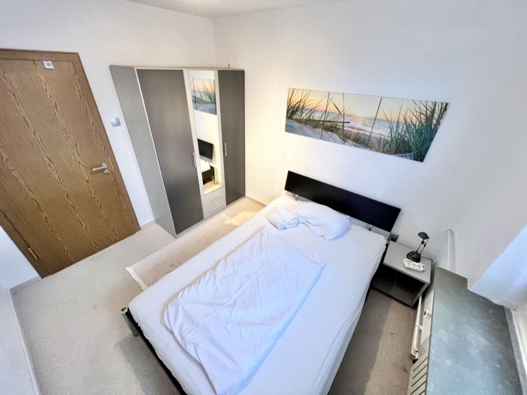 6 Schlafzimmer, WLAN, Bettwäsche