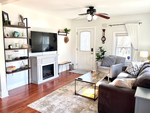 Neptune Bungalow a short ride to the beach