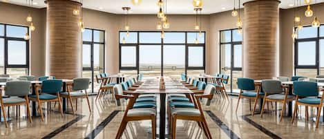 Desayuno buffet incluido todos los días