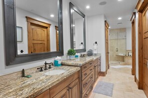 Douche, serviettes fournies