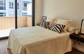 Luxury Apartment, 2 Bedrooms, 2 Bathrooms | 2 bedrooms, Egyptian cotton sheets, premium bedding, down comforters