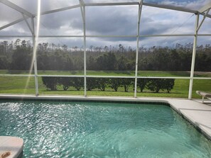 Ulkouima-allas, lämmitetty uima-allas