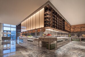 4 restaurants, breakfast, lunch, dinner served; international cuisine