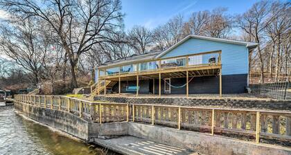 Charming Riverfront Retreat in Monticello!