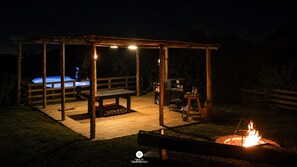 Front of property – evening/night - Casa Pantai Beach Village Praia do Rosa (Imbituba)