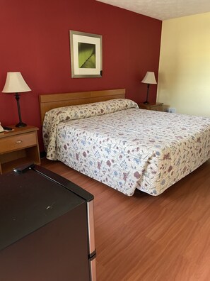 华丽客房 | 免费 WiFi、床单