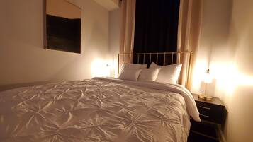 2 bedrooms, iron/ironing board, free WiFi, bed sheets