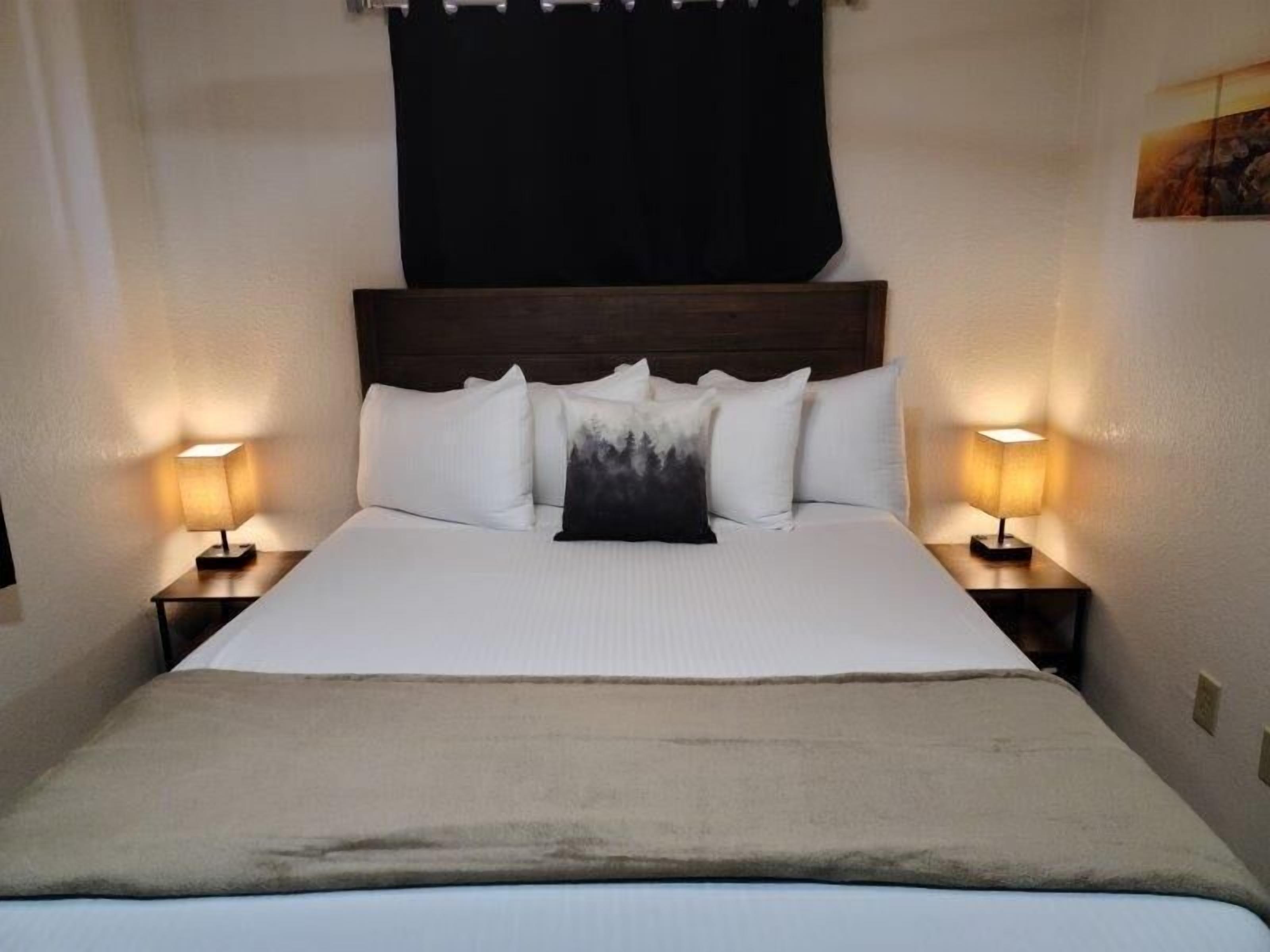 070B Private JR Suite nr South Rim Sleeps 4