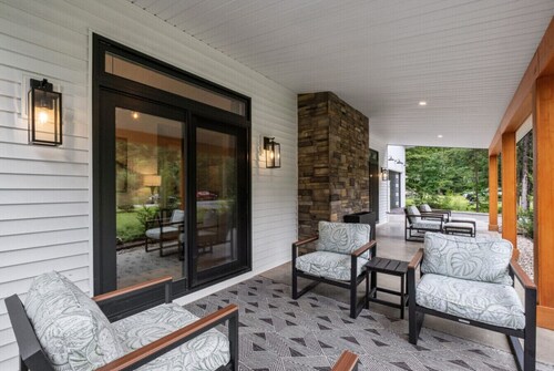 Luxury Retreat in the Mountains!