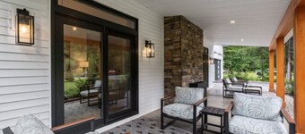 Luxury Retreat in the Mountains!