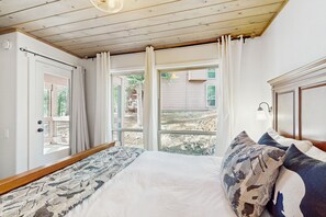 2 chambres, fer et planche à repasser, accès Internet, draps fournis