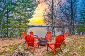 Property grounds - Recreational lakefront home w/ private dock, trails access, & washer/dryer (Tomahawk)