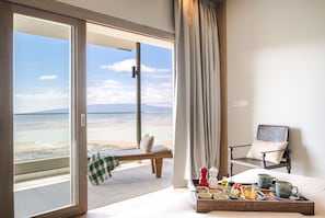 Premium bedding, minibar, in-room safe, individually furnished