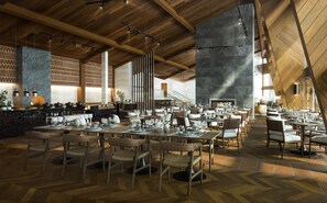 2 restaurants, breakfast, lunch, dinner served; international cuisine