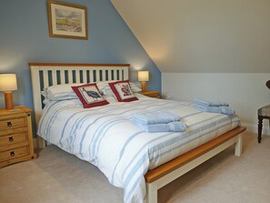 4 Schlafzimmer, kostenloses WLAN, Bettwäsche