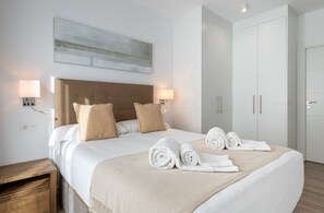 2 bedrooms, iron/ironing board, travel crib, free WiFi - Ref. 400719 (Motril)