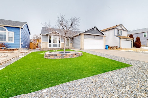 Dog-friendly home with sunset/mountain view & fireplace - near USAFA/Fort Carson