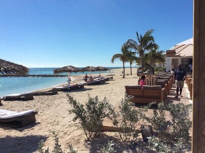 Luxury 5 Star 3 BR Villa Private Gated Community, *FREE Resort Access Included