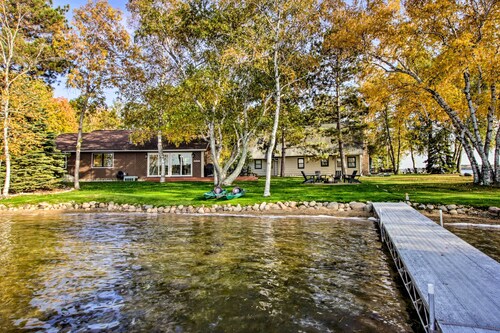 Pelican Lake Getaway on Stunning Peninsula!