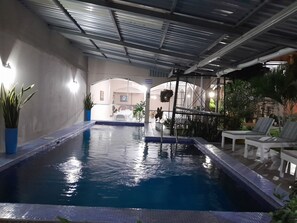 Outdoor pool - Hotel Dalinky (San Jorge)
