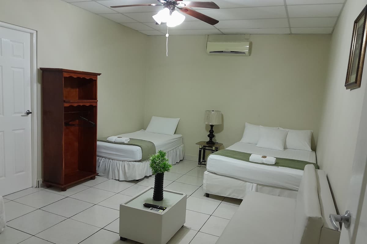 Chambre Triple Deluxe
