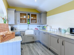 Lavastoviglie, freezer