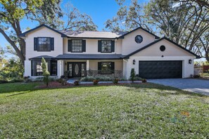 Exterior - Rustic Hideaway - Modern Estate - Great Location + Pet Friendly! (Windermere)