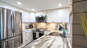 Condo, 2 quartos | Cozinha privada