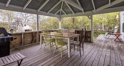 Just one block from the Ocean!