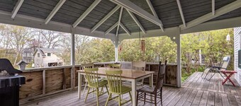 Just one block from the Ocean!