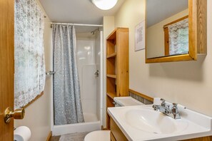 Hair dryer, towels