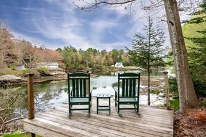 Property grounds - Cottage at Lobster Cove by Sea Maine (Boothbay Harbor)