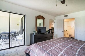 2 bedrooms, WiFi - New kitchen  First Floor 2/2 Near IMG Beach (Bradenton)