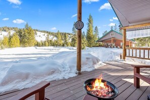 Property grounds - Stanley Stays - The Bonanza Cabin (Stanley)