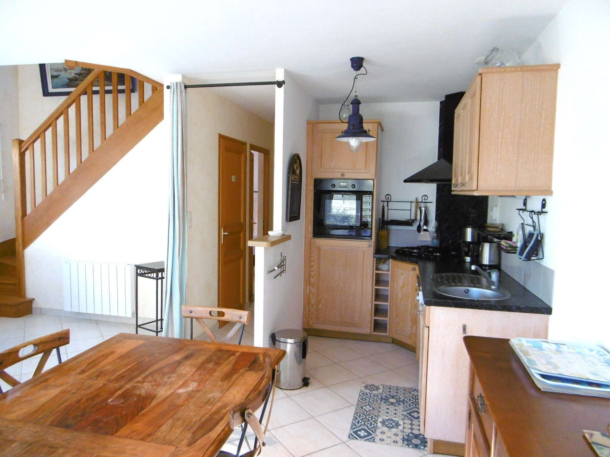 Refrigerador, lavavajillas, tostadora, utensilios de cocina
