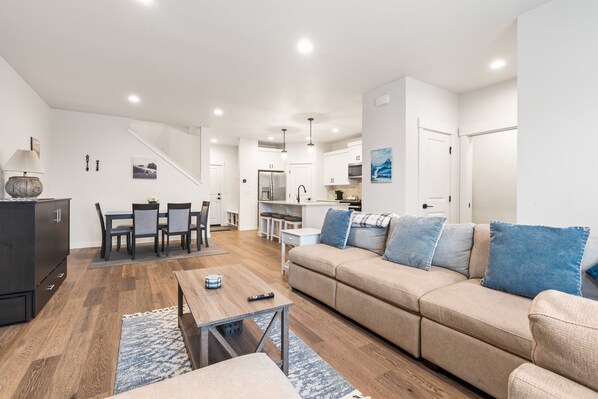 Smart TV, books, computer monitors