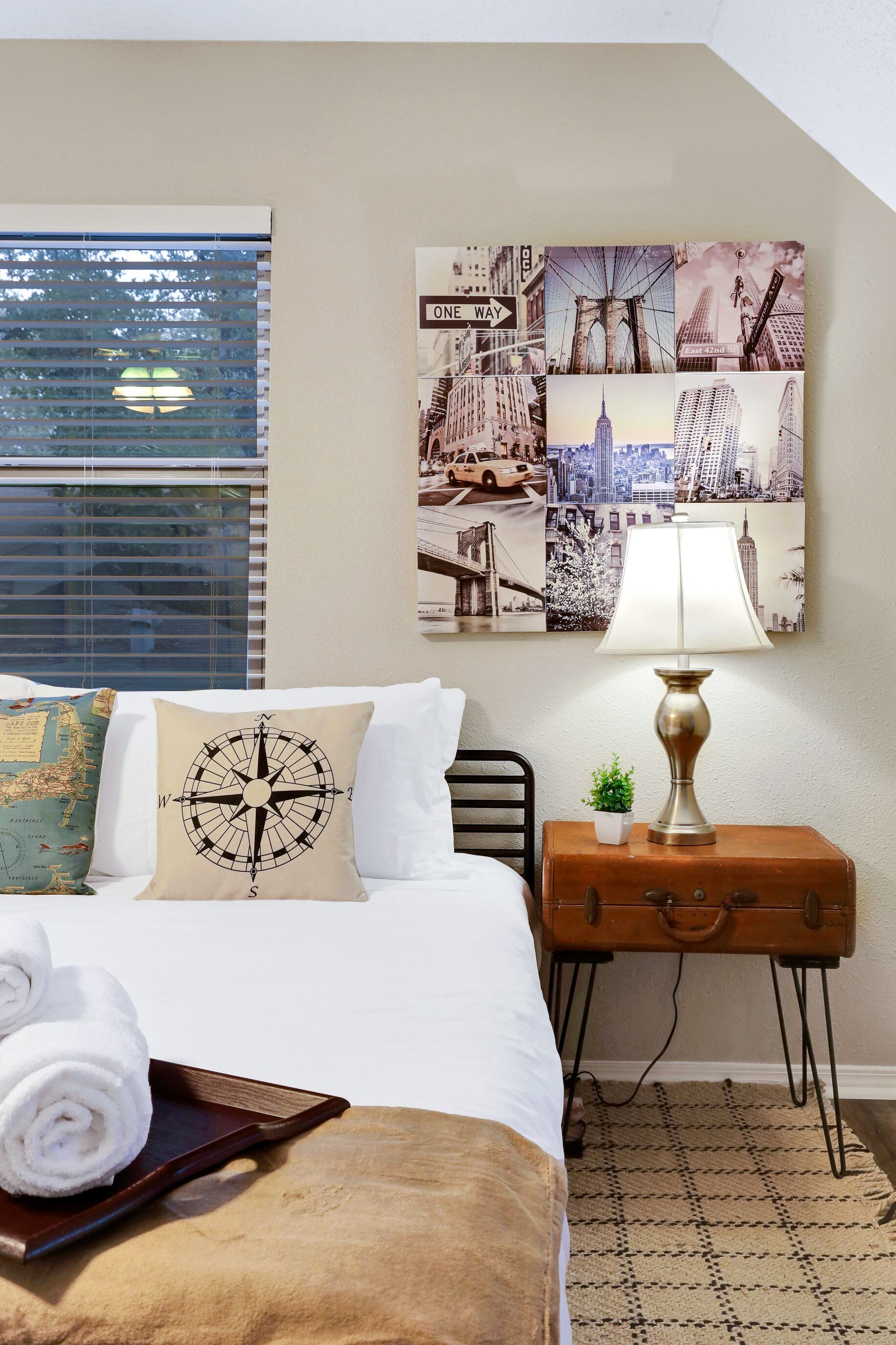 6 makuuhuonetta, silitysrauta/-lauta, Wi-Fi, vuodevaatteet