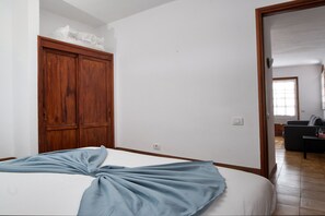 1 quarto, Wi-Fi de cortesia, roupa de cama