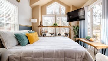 1 chambre, matelas mémoire de forme, bureau, fer et planche à repasser