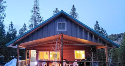 Stanley Stays - The Valley Creek Cabin