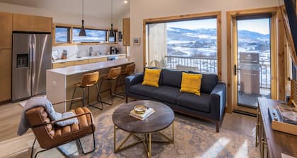 Brand New Townhome in Crested Butte with heated garage