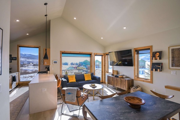 Smart TV, music library, stereo