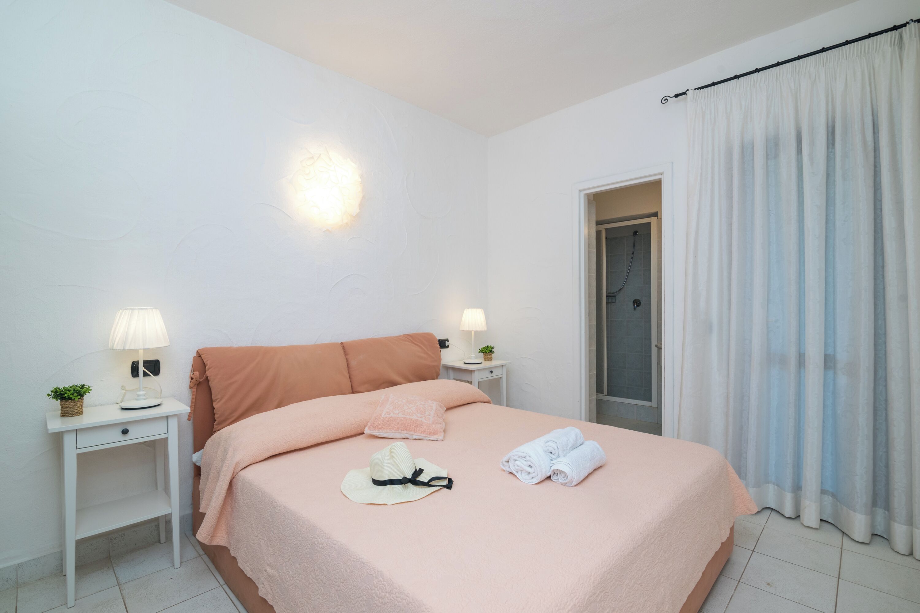 Standard-Haus, Mehrere Schlafzimmer, 2 Bäder (Scoglietto 41 150m From The Sea) | 3 Schlafzimmer, kostenloses WLAN, Bettwäsche