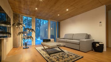 Chalet Mewah | Area keluarga | Televisi layar datar 75-inci dengan saluran TV digital dan TV