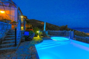 Villa, para fumadores | 3 habitaciones 