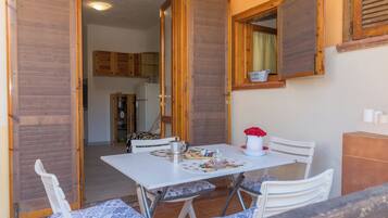 Apartamento standard, vários quartos (Piazzetta Bilo Porto 50m From The) | Sala de jantar